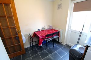 Kitchen/Diner- click for photo gallery